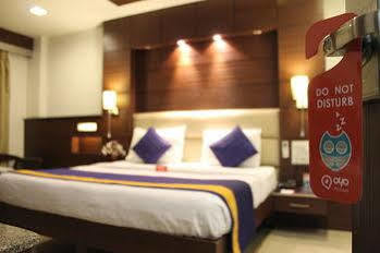 Hotel Oyo Premium Safdarjung